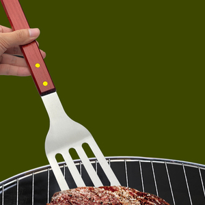 Ensemble d'ustensiles de cuisson pour <span class=keywords><strong>barbecue</strong></span> personnalisé en gros, 18 pièces, manche en <span class=keywords><strong>bois</strong></span>, acier inoxydable, ensemble d'outils de <span class=keywords><strong>barbecue</strong></span> d'extérieur avec sac portable - Product Image 2