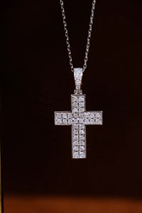 Xinfly 0.36ct Round Diamond Jesus <b>Cross</b> Pendant 18k White Gold Chain Diamond Necklace for Women - Product Image 2
