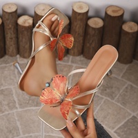 Sandales élégantes à brides de style français pour femmes, nouvelle collection printemps-été 2026, talons aiguilles fins, bout carré, en PU