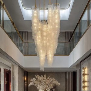 Luminaires suspendus personnalisés pour hôtel, décoration de mariage, villa, grand lustre en verre acrylique LED sur mesure, style nordique. - Product Image 4