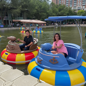 Barco Elétrico QIQU com Design Pirata Patenteado, Sucesso Viral no TikTok, Casco em Polietileno de Alta Densidade, Luzes Musicais e Bateria, para Diversão na Água - Product Image 1