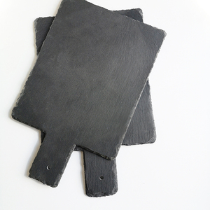 Noir <span class=keywords><strong>ardoise</strong></span> <span class=keywords><strong>plaque</strong></span> de service alimentaire, plaques de pierre dîner noir <span class=keywords><strong>ardoise</strong></span> avec poignées <span class=keywords><strong>pour</strong></span> le dîner - Product Image 1