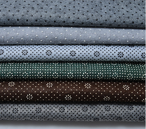 Màu xanh lá cây 150g 200g 300g 500g hoa mận đen chống trượt điểm nhựa không dệt vải kim đấm Polyester ủng hộ cảm thấy - Product Image 1