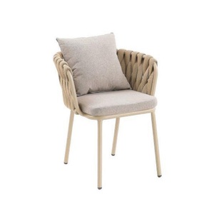 Juego de Muebles de Jardín Apilables de 5 Piezas, Mesa de Centro de Aluminio para Patio Exterior y Sillas de Bistro para Hotel, Juego de Comedor Moderno - Product Image 6