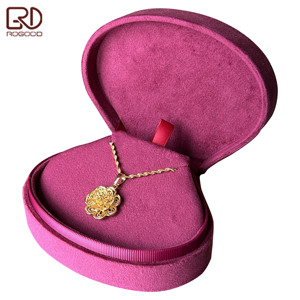 Caja <span class=keywords><strong>de</strong></span> Regalo <span class=keywords><strong>de</strong></span> Terciopelo con Forma <span class=keywords><strong>de</strong></span> Concha ROGOOD Premium <span class=keywords><strong>para</strong></span> Collares, Pendientes y Pulseras <span class=keywords><strong>de</strong></span> Lujo, con Forro Protector Suave P2205 - Product Image 4