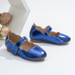 รองเท้าแฟชั่นส้นแบนสำหรับเด็กผู้หญิง, รองเท้าแฟชั่นสีพื้นพื้นนุ่มรองเท้าเจ้าหญิงพื้นเรียบสำหรับเด็ก - Product Image 4