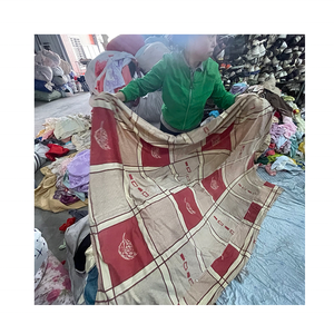 Bon marché Thrift Ukay Ukay Home Textile Drap de lit d'occasion Couvre-lit et taie d'oreiller en lot - Product Image 3