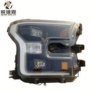 ชุดไฟหน้าด้านขวา รุ่น HL3Z-13008-L สำหรับรถฟอร์ด F-150 ปี 2017-2020 และฟอร์ด F-150 โลโบ้ ปี 2017-2020 - Product Image 2