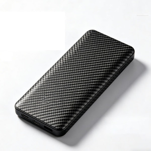 Batterie externe portable haute capacité 20 000 mAh en fibre de carbone, étanche et ultra-légère pour l'extérieur - Product Image 6