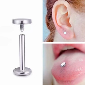 Piercing Labret in Lega di Titanio ASTM F136 G23, Base Piatta Curva, Accessori per Piercing Labbra e Lingua, Unisex, Forma Geometrica - Product Image 5