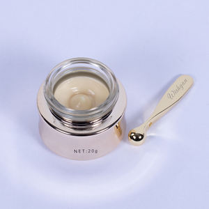 Crema de Ojos Herbal Orgánica Antiarrugas y Reafirmante al por Mayor, Reduce las Líneas Finas y Repara el Contorno de Ojos, para Todo Tipo de Piel, Wishgan - Product Image 4