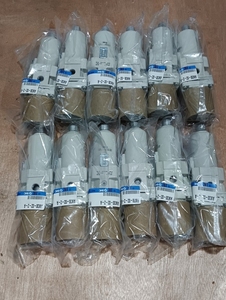 Válvulas de Bola Neumáticas con la Serie Original Coreana Tissin TS800/TS805 Inteligente y Regulador de Filtro SMC AW20 TS800/TS805 - Product Image 2