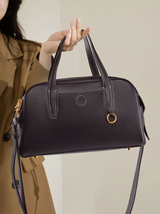 Women Pebbled Faux Leather <b>Handbag</b> Vintage Top <b>Handle</b> Dome Bag With Detachable Shoulder Strap - Product Image 2