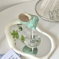 Verre à vin en porcelaine fine en forme de coquille de conque, haut de gamme, cadeau de mariage, design moderne et minimaliste, accepte l'impression de logo