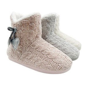 <span class=keywords><strong>Chaussons</strong></span> en tricot chenille pour femmes avec mignon coeur paillettes peluche polaire mousse à mémoire de forme coton chaud <span class=keywords><strong>intérieur</strong></span> <span class=keywords><strong>bottines</strong></span> - Product Image 4