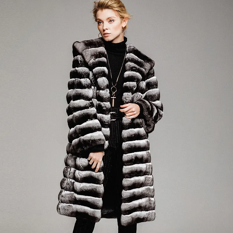 उच्च गति की लक्जरी डिजाइन सर्दियों के कपड़े महिलाएं असली फर जैकेट ओवरकोट ग्रे हूडेड महिला रेक्स खरगोश फर कोट परका जैकेट