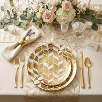 Service de table en céramique de luxe personnalisé avec bordure en or véritable, assiettes en porcelaine pour mariage et banquet royal