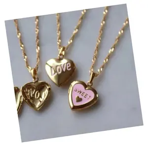 2024 Vintage Pink Love Enamel Heart picture Locket Charm Necklace Fashion Fine Stainless Steel Photo Jewelry Necklace for Women