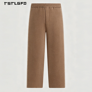 Pantalones Deportivos de Felpa para Hombre, Color Mocha Marrón, Costuras Externas Visibles, Bolsillos Laterales, Corte Recto Relajado, Estilo Deportivo de Lujo - Product Image 1