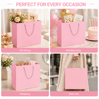 Sac cadeau élégant à imprimé oriental avec poignée en corde robuste, disponible en plusieurs couleurs pour l'emballage de boutiques, de vente au détail et de fêtes