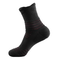 Chaussettes de sport personnalisées pour hommes, chaussettes de sport respirantes pour la course à pied et l'entraînement, fabricant de logos personnalisés OEM ODM