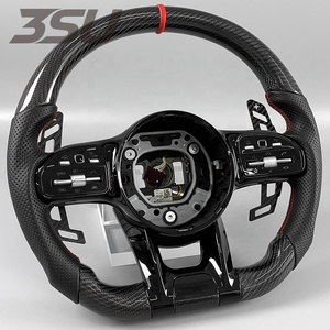 Volant en carbone pour <span class=keywords><strong>Mercedes</strong></span> <span class=keywords><strong>AMG</strong></span> W205 W204 GLC GLE C63 avec palettes de changement de vitesse en cuir perforé et fibre de carbone rouge - Product Image 3