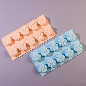 Moule à pattes de chiot en silicone alimentaire antiadhésif, écologique, pour Noël, idéal pour la cuisson, le chocolat, les bonbons, la gelée et les créations culinaires festives - Product Image 5