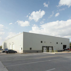 Bangunan struktur baja prefabrikasi biaya rendah, gudang logam kustom, kit garasi dan bengkel untuk pemasangan cepat - Product Image 4