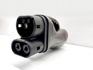 Adaptateur GBT vers CCS2 pour véhicule électrique 1000V 300A pour Tesla européen, BYD Atto 3, Mercedes et <span class=keywords><strong>Porsche</strong></span> <span class=keywords><strong>Taycan</strong></span> |   <span class=keywords><strong>Prix</strong></span> d'usine - Product Image 3