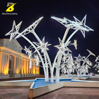 Lámpara LED Solar de Lujo para Exteriores con Forma de Estrella, Decorativa para Plazas y Parques