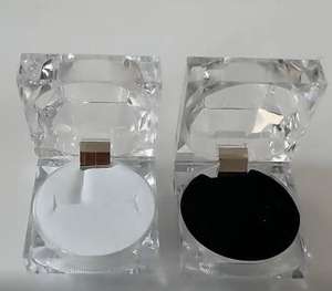 पारदर्शी क्रिस्टल अंगूठी बॉक्स घन कोने एक्रिलिक वर्ग अंगूठी बॉक्स उपहार गहने 4.5*4.5cm - Product Image 6