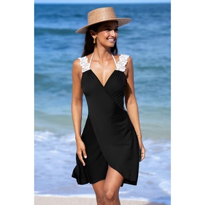 Vestido de fiesta de playa sin mangas con encaje negro en contraste, espalda descubierta, tirantes y dobladillo asimétrico de Strength Shop - Product Image 2