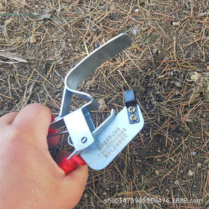 Pince à écorcher Swift Legs Medium Ring Barking Pliers avec lame en acier et poignée antidérapante pour l'écorçage des arbres fruitiers - Product Image 1