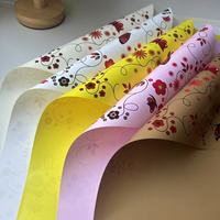 Papier d'emballage fleuriste papier d'emballage étanche papier artisanal floral pour emballage cadeau couleur personnalisée et recyclable