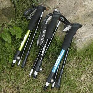 Bâtons de randonnée Kodemor, 5 sections, en alliage d'aluminium, pliables, légers, télescopiques, avec verrouillage externe, poignée extérieure, bâton de trekking - Product Image 5