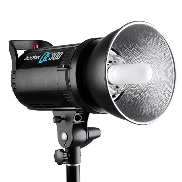 Godox DE-300 220V 300W Compact Flash Strobe Studio Lighting Head Bowens Mount