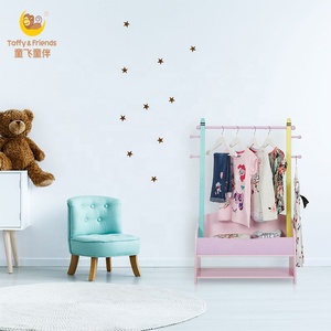 Toffy & Friends – <span class=keywords><strong>porte</strong></span>-<span class=keywords><strong>manteau</strong></span> en <span class=keywords><strong>bois</strong></span> pour enfants, <span class=keywords><strong>porte</strong></span>-<span class=keywords><strong>manteau</strong></span> pour enfants, design en <span class=keywords><strong>bois</strong></span> almira - Product Image 4