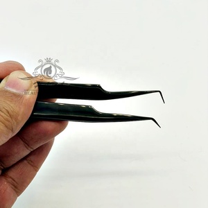 Pince à cils en acier inoxydable à 90 et 45 degrés avec finition plasma noire Fournitures pour cils fins Embouts en fibre - Product Image 2