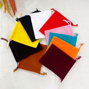 Petit sac cadeau en velours avec cordon de serrage, pochette multi-usages pour bijoux, peigne, miroir, souvenirs, tissu doux, impression de logo personnalisée, vente en gros - Product Image 2
