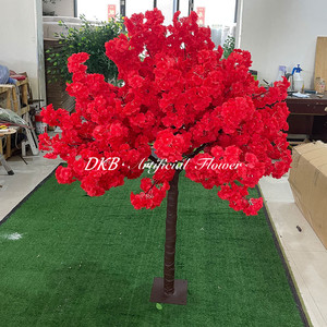 ต้นซากุระประดิษฐ์สีขาวแดงขนาด 150 ซม. สำหรับตกแต่งงานกลางแจ้งและฉากงานแต่งงานสุดหรู - Product Image 1