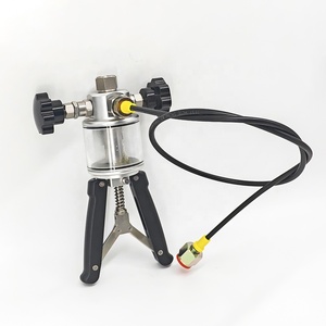 700 <b>Bar</b> High Hand Held Calibrator Portable Hydraulic <b>Pump</b> for Industrial Use YFP-70 Portable Hydraulic <b>Pump</b> 700 <b>Bar</b> High Hand He - Product Image 6