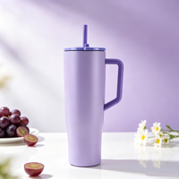 Vente en gros : Gourde isotherme quotidienne en acier inoxydable avec poignée et paille, logo gravé personnalisé