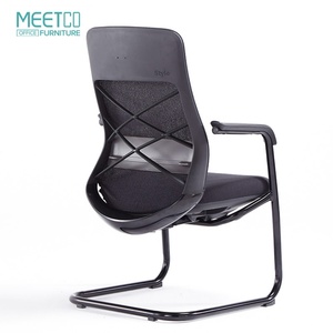 Chaise de bureau ergonomique moderne avec pieds en acier inoxydable, chaise de conférence exécutive en maille, matériau bois pour usage professionnel - Product Image 5