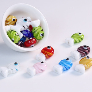 Two-color hand-painted small fish beads, loose beads, glass beads, handmade DIY jewelry accessories, goldfish <b>phone</b> <b>chain</b> beads - Product Image 3
