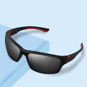Lunettes de soleil sport rétro de haute qualité pour hommes, logo personnalisé, UV400, <span class=keywords><strong>pare</strong></span>-<span class=keywords><strong>brise</strong></span> disponible, bleu, blanc, or, rouge, PC pour l'extérieur - Product Image 1