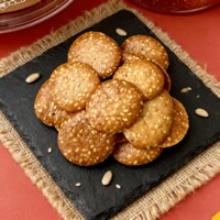 Collations asiatiques, emballage personnalisé, saveur de sésame croustillant, sans additifs artificiels, protéines pures, beurre de sésame, biscuits croustillants