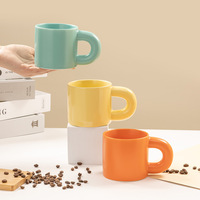 Mug en céramique à anse épaisse couleur unie style Instagram, grande capacité, pour petit-déjeuner et thé domestique, vente en gros, tasse volumineuse