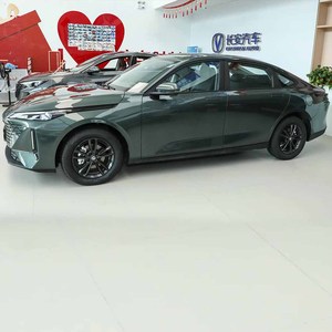 Ingrosso Changan <span class=keywords><strong>Lamore</strong></span> 2025 1.5T GDI 170hp L4 nuova Auto cinese Changan Yida 4 porte berlina 5 posti Changan Auto - Product Image 3