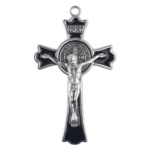 Colgantes de Cruz de Aleación Dorada y Negra de 70x46 mm, Accesorios de San Benito, Amuletos, Crucifijo de Iglesia - Product Image 5