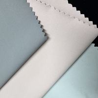 Tissu extensible en nylon recyclé et élasthanne pour vêtements de sport actifs et maillots de bain, offrant un refroidissement durable